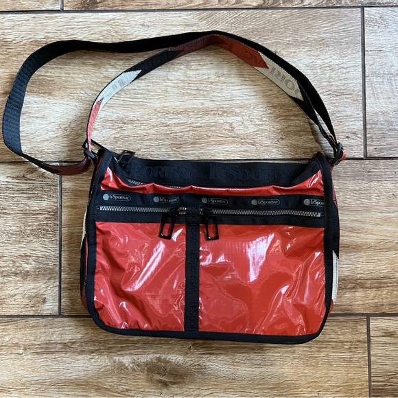 Lesportsac Deluxe Everyday Bag Messenger Bag Aztec Burnt Orange - Picture 16 of 16